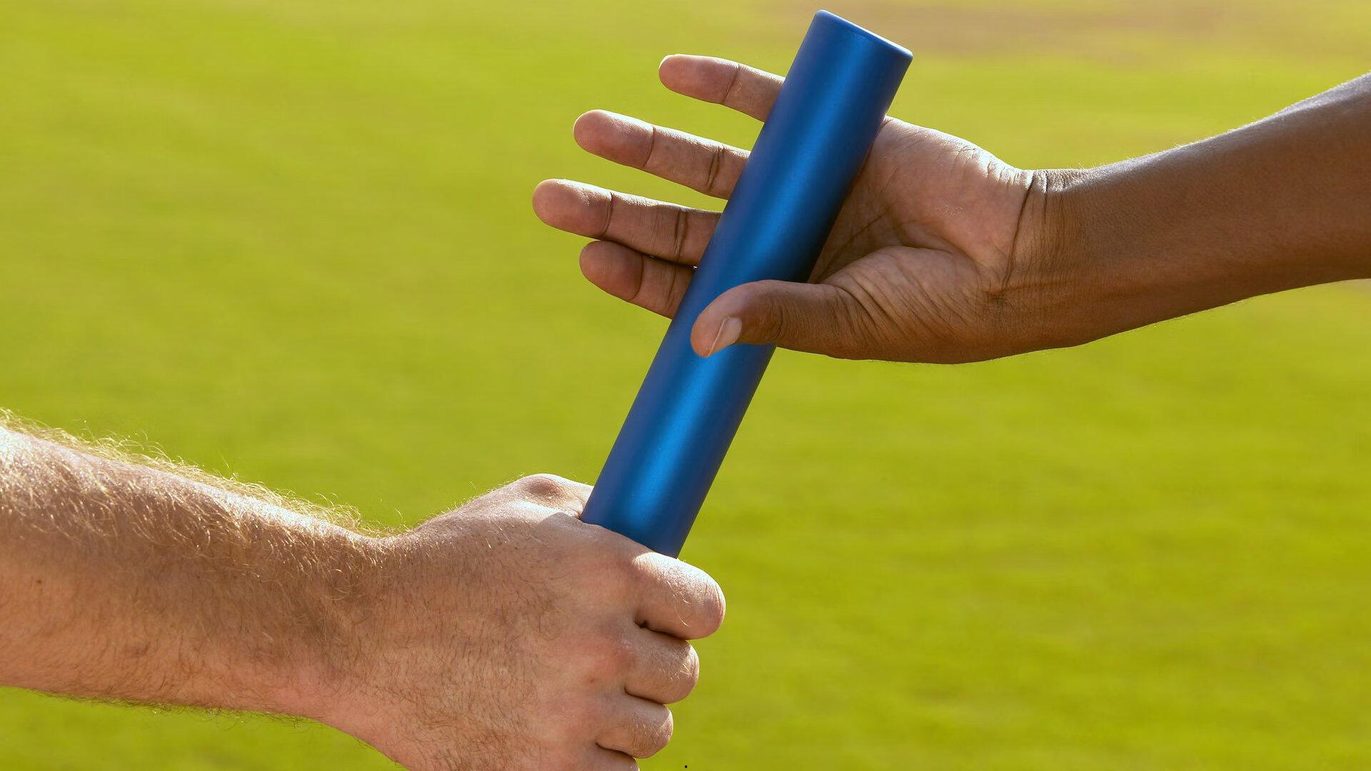 太阳报曝森林球迷见义勇为误航班 航司冷拒退票引众怒