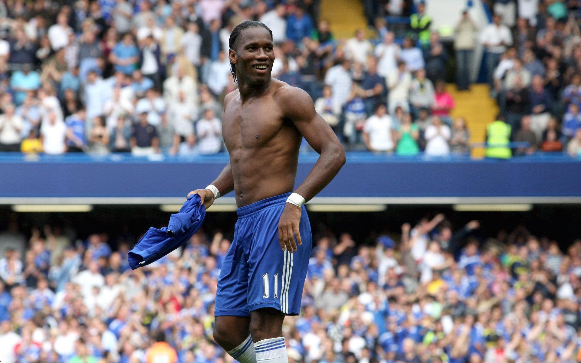 泽林斯基惊天远射破网 当选意甲十一月最佳进球