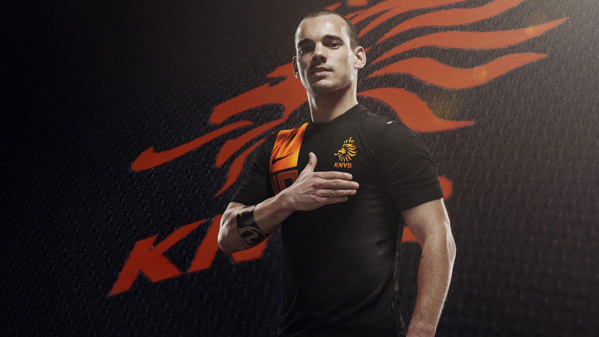 巴列卡诺主帅赛前坦言,球场草皮条件对等,挑战面前无特权