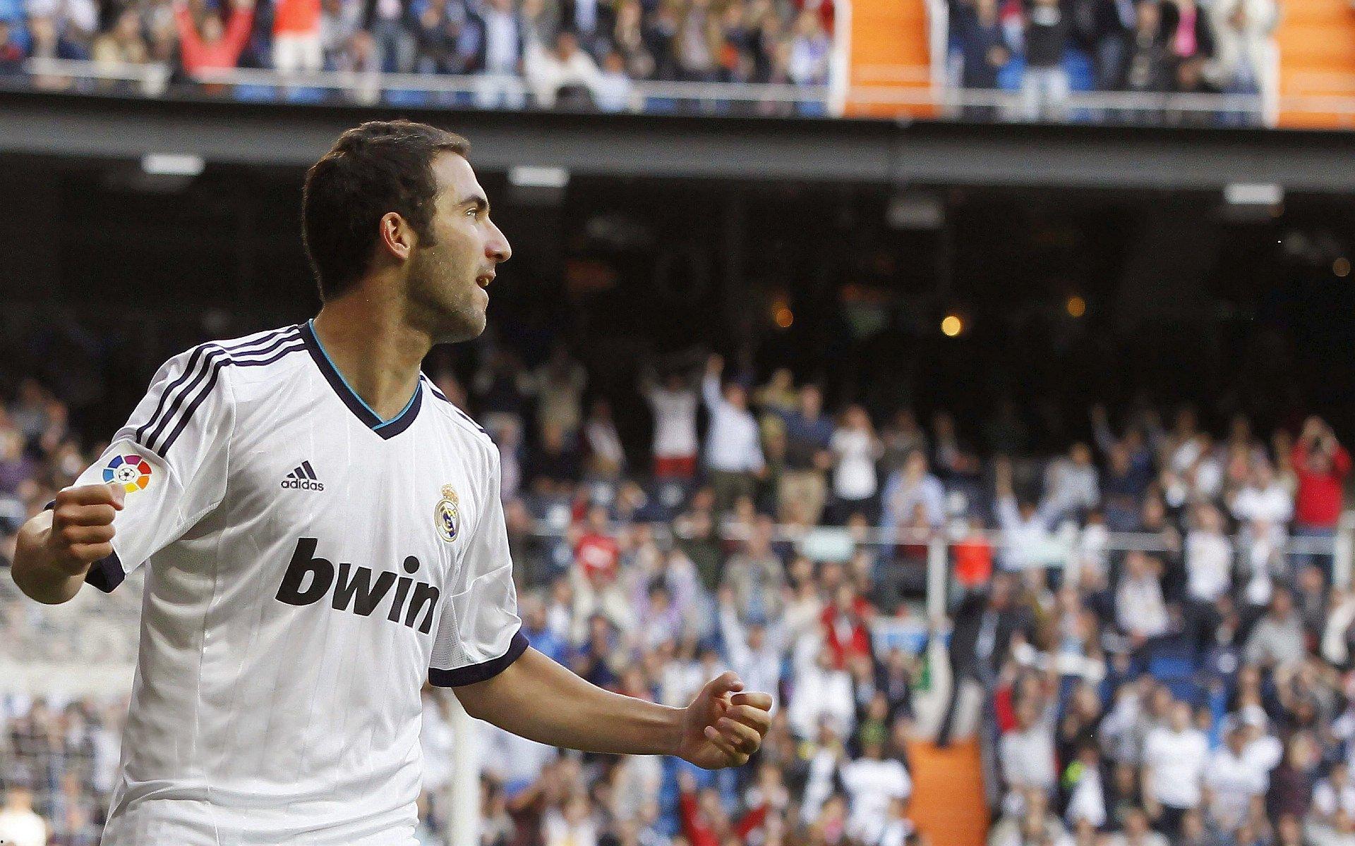 卡拉格痛批狼队,缺乏竞争力恐致降级,下赛季英冠见?